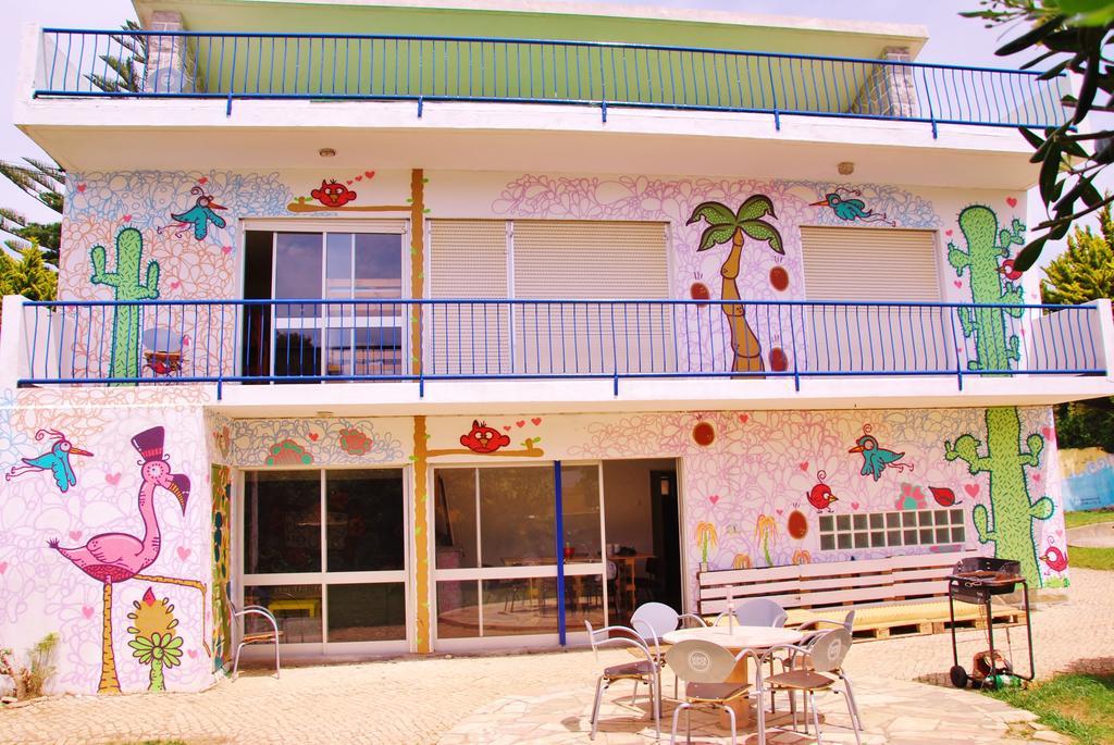 Terrace Beach House Bed and Breakfast Carcavelos  Exteriör bild