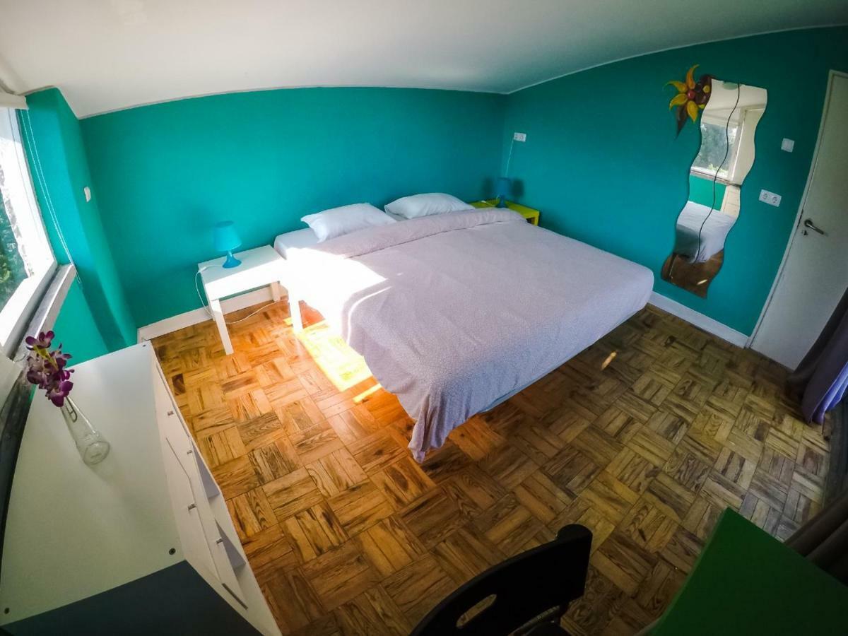 Terrace Beach House Bed and Breakfast Carcavelos  Rum bild